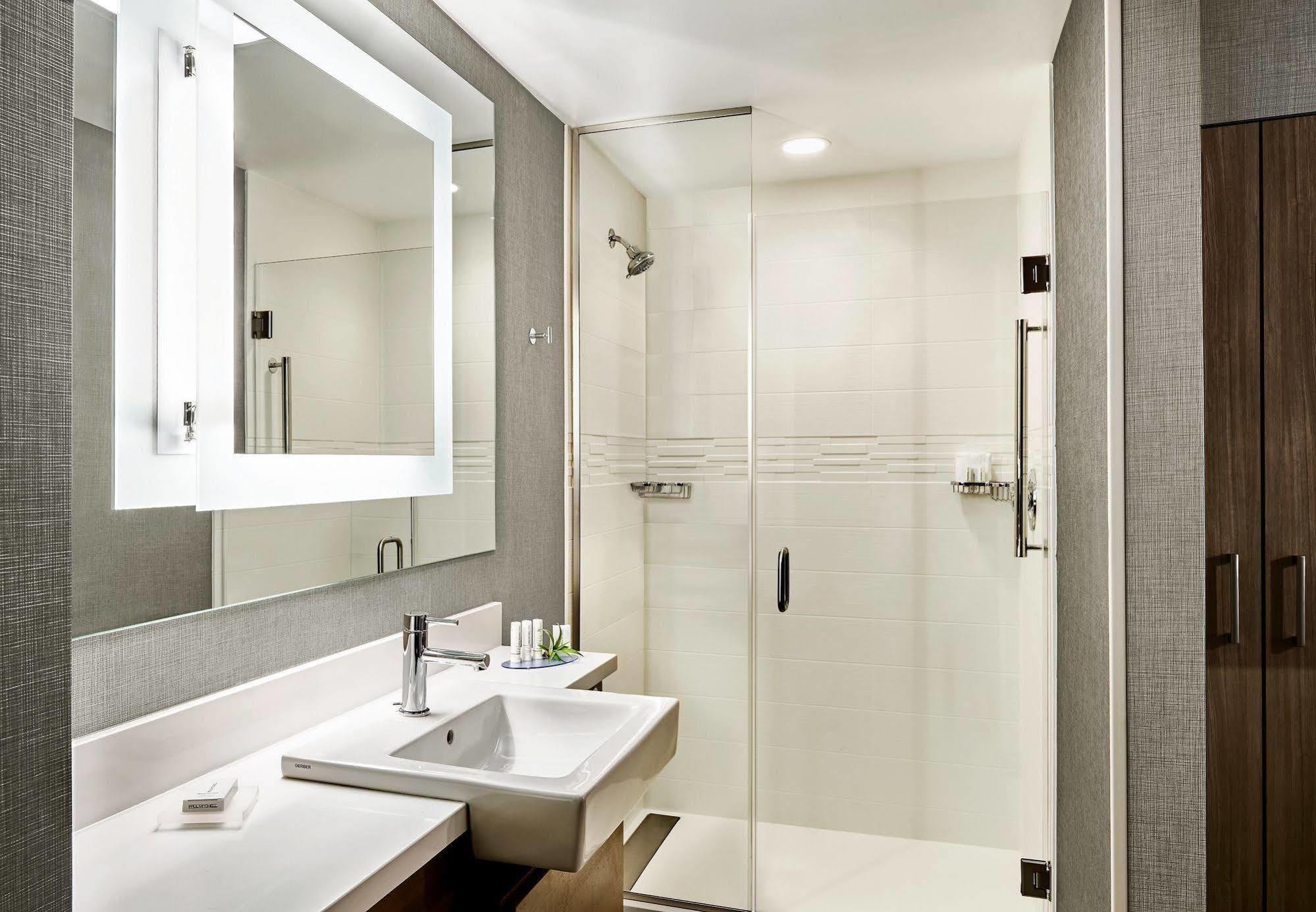 Springhill Suites By Marriott Huntington Beach Orange County Esterno foto